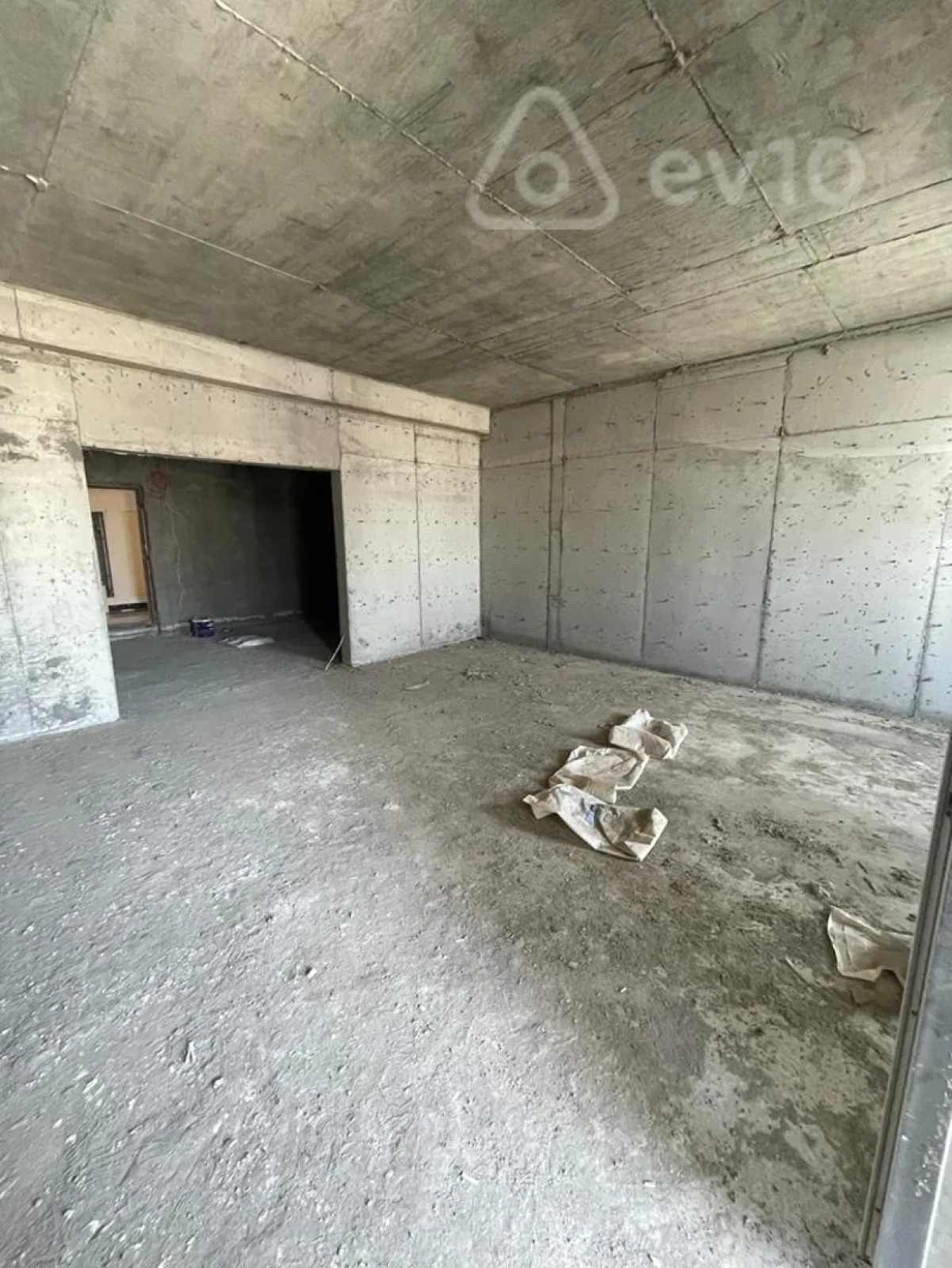 Satılır 5 otaqlı yeni tikili 255 m²