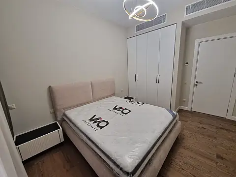 Kirayə verilir 3 otaqlı yeni tikili 100 m²