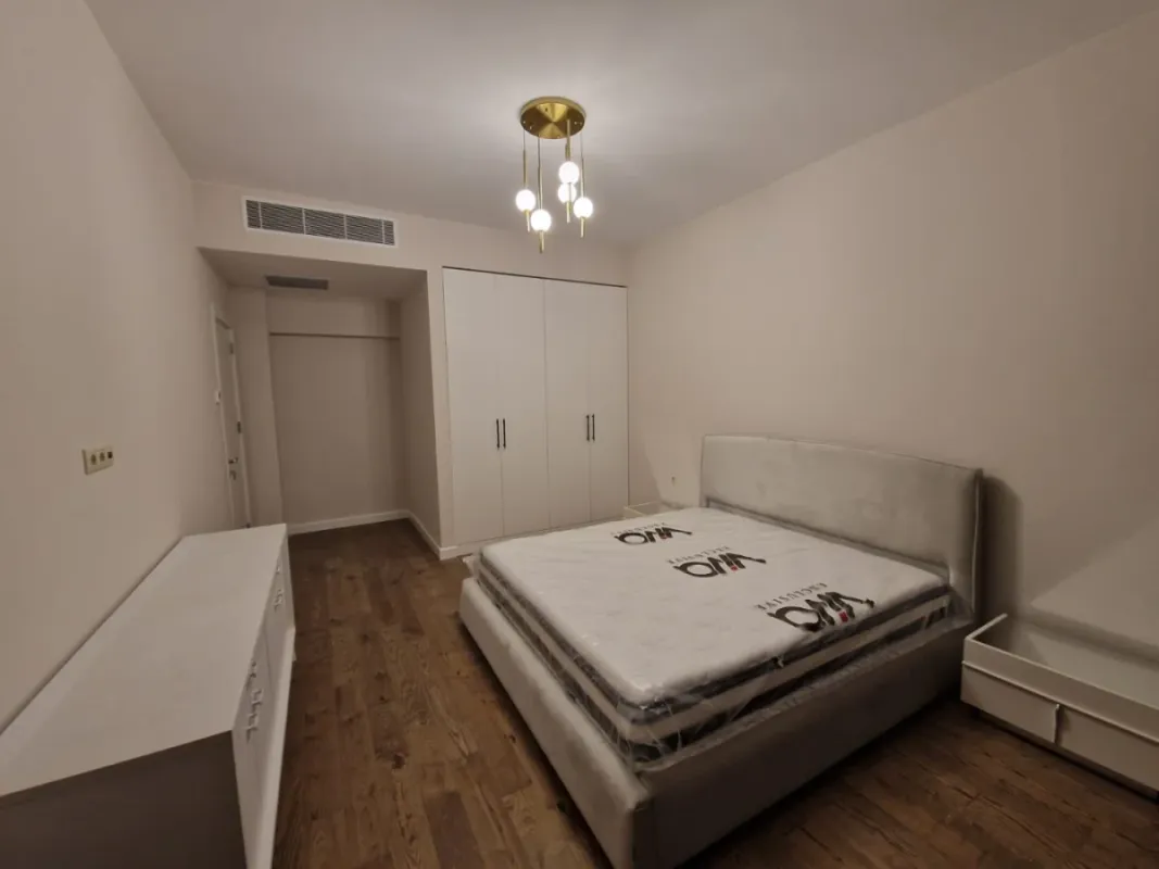 Kirayə verilir 3 otaqlı yeni tikili 100 m²