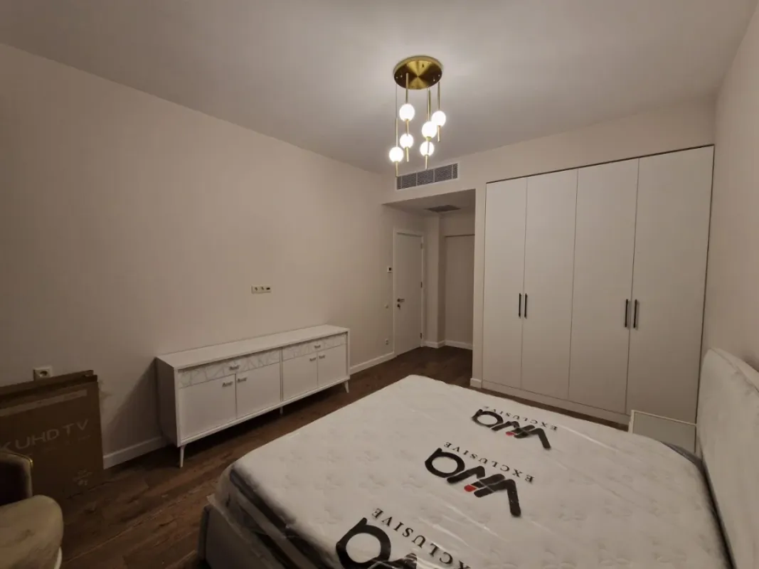 Kirayə verilir 3 otaqlı yeni tikili 100 m²