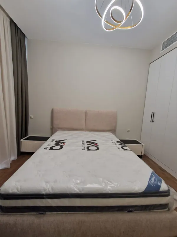 Kirayə verilir 3 otaqlı yeni tikili 100 m²