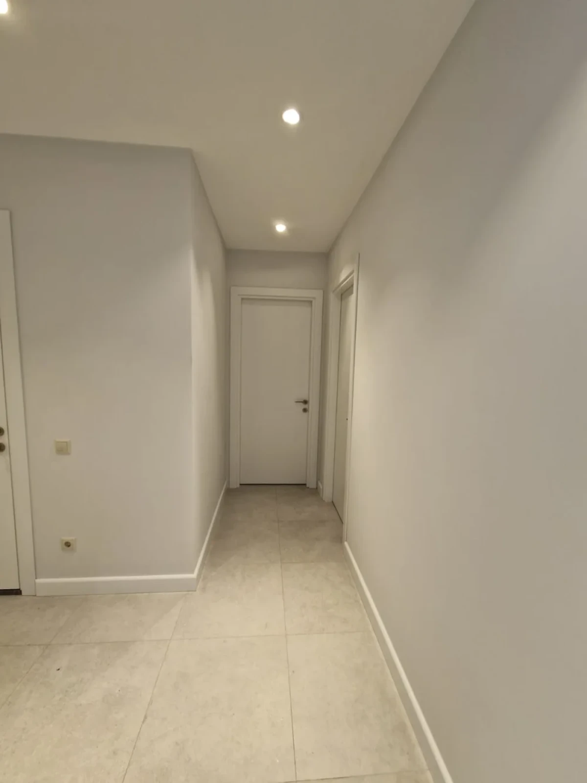 Kirayə verilir 3 otaqlı yeni tikili 100 m²