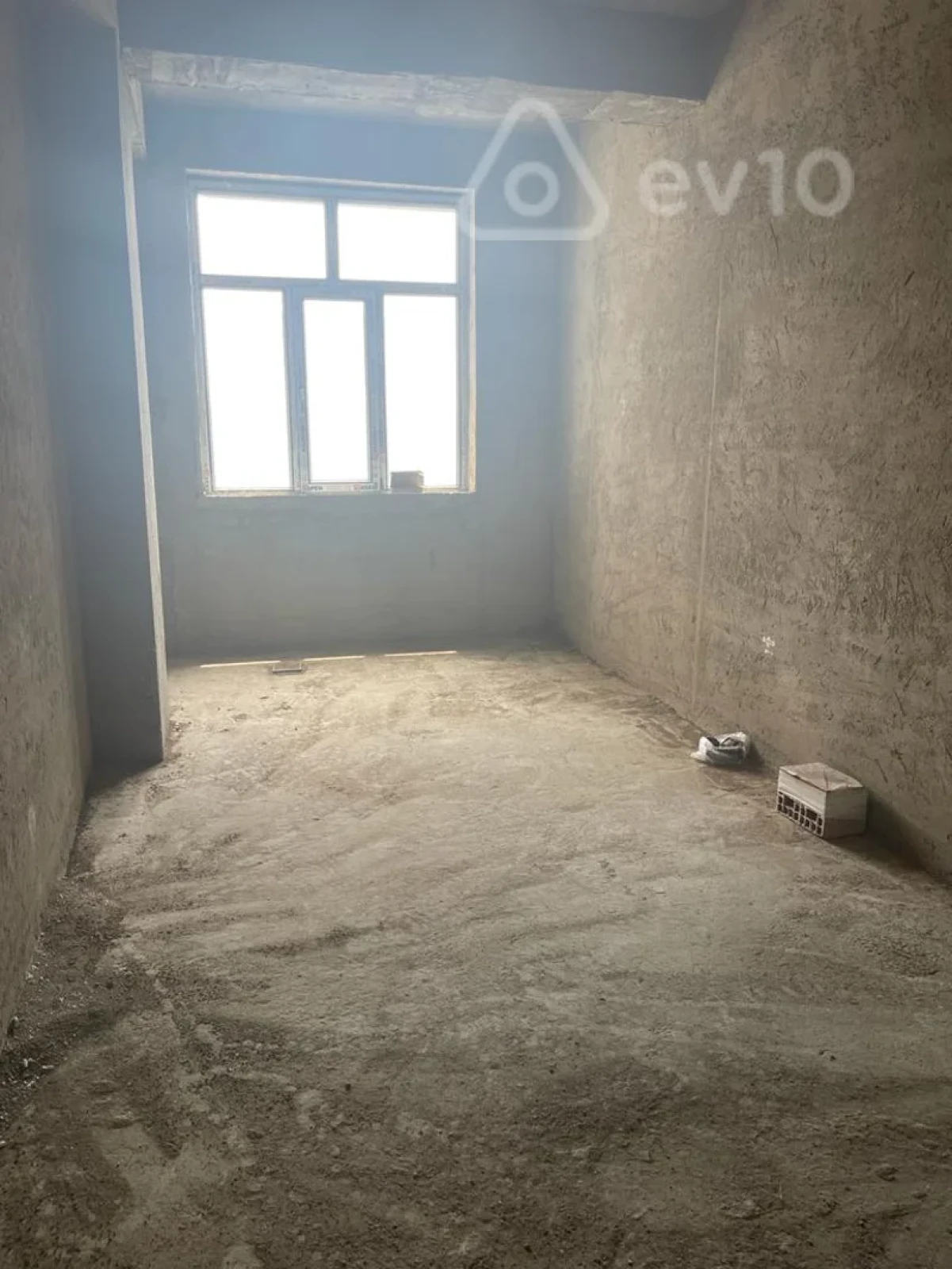 Satılır 4 otaqlı yeni tikili 155 m²
