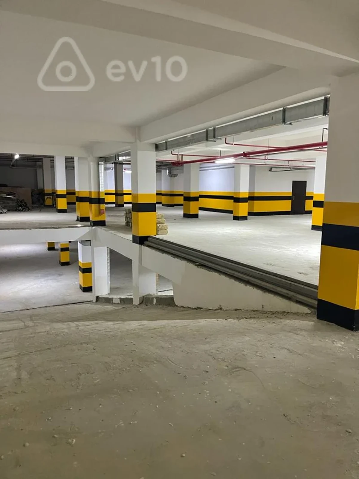 Satılır 4 otaqlı yeni tikili 155 m²