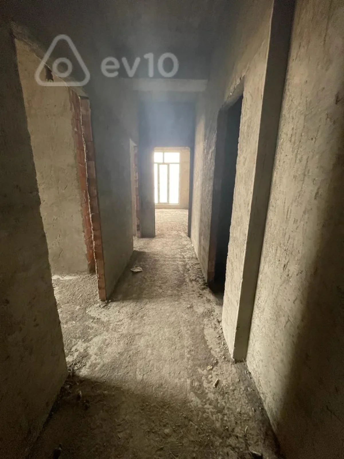 Satılır 4 otaqlı yeni tikili 155 m²