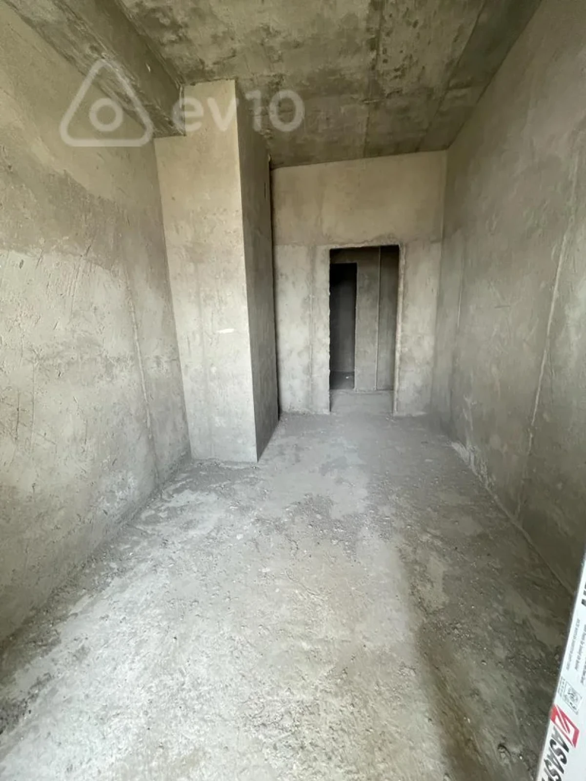 Satılır 4 otaqlı yeni tikili 155 m²