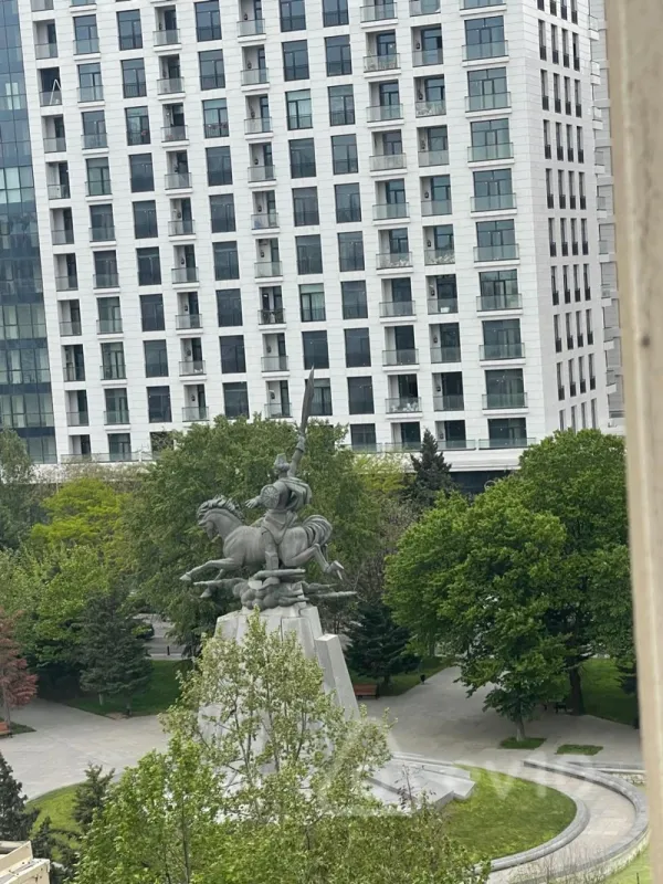 Satılır 4 otaqlı yeni tikili 155 m²