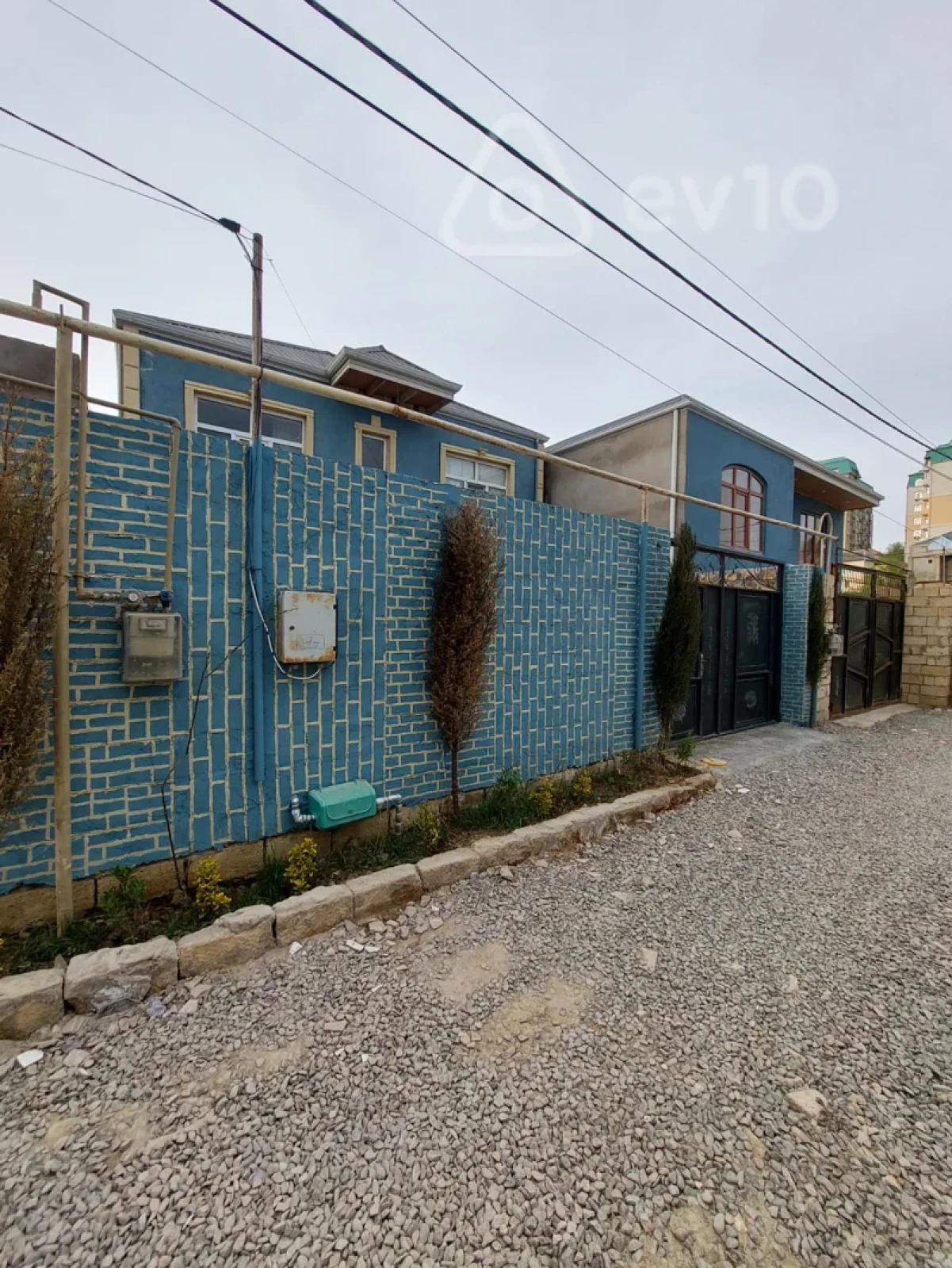 Satılır 3 otaqlı həyət evi 144 m²
