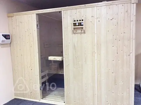 Satılır 8 otaqlı həyət evi 500 m²