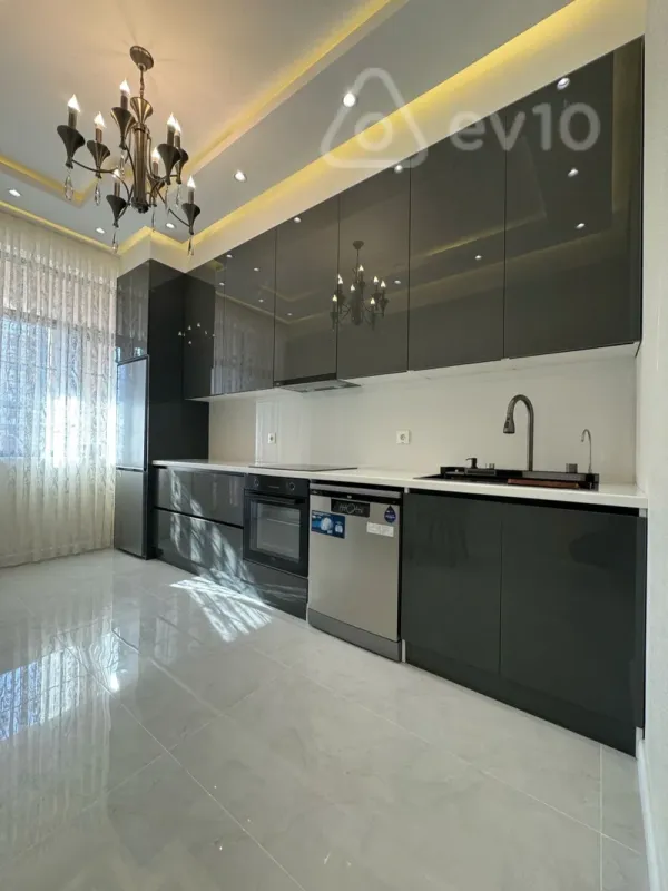Satılır 2 otaqlı yeni tikili 90 m²