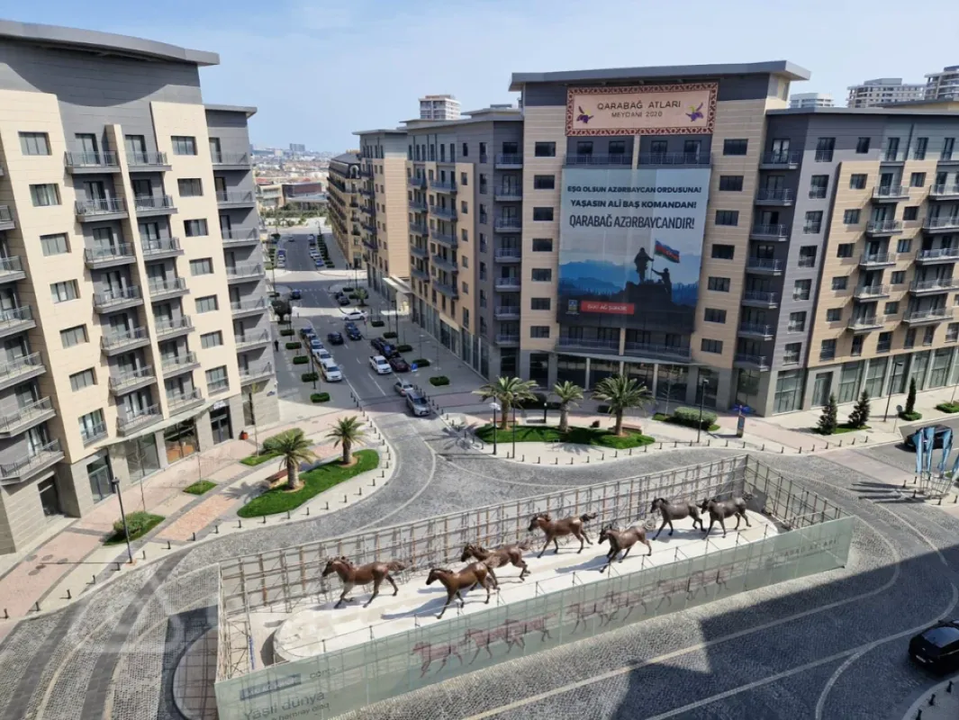 Satılır 4 otaqlı yeni tikili 209 m²