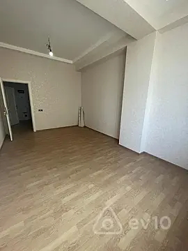 Satılır 2 otaqlı yeni tikili 82 m²