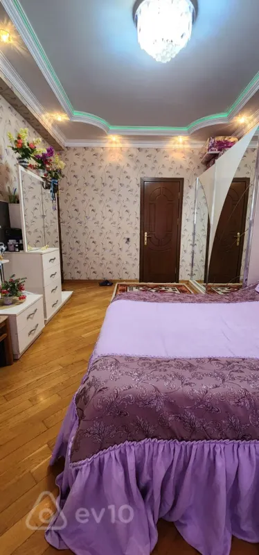 Kirayə verilir 3 otaqlı yeni tikili 124 m²