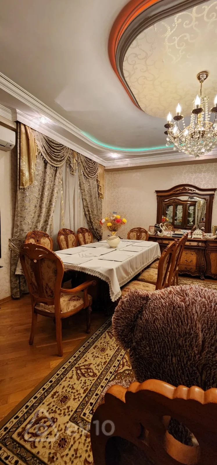 Kirayə verilir 3 otaqlı yeni tikili 124 m²