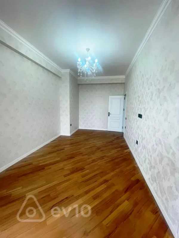 Satılır 2 otaqlı yeni tikili 60 m²