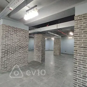 Kirayə verilir mənzil 465 m²