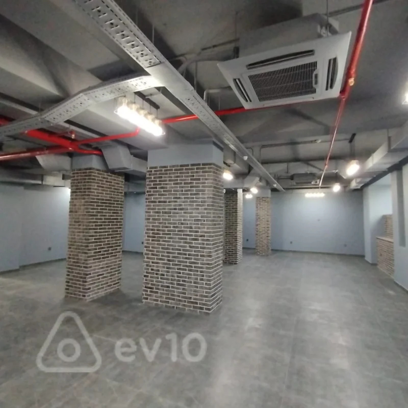 Kirayə verilir mənzil 465 m²