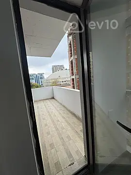 Kirayə verilir 3 otaqlı ofis 90 m²