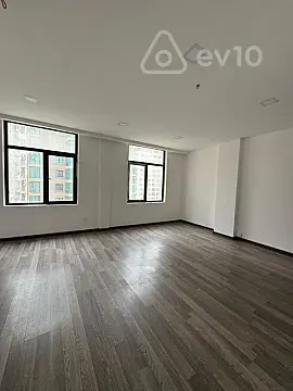 Kirayə verilir 3 otaqlı ofis 90 m²