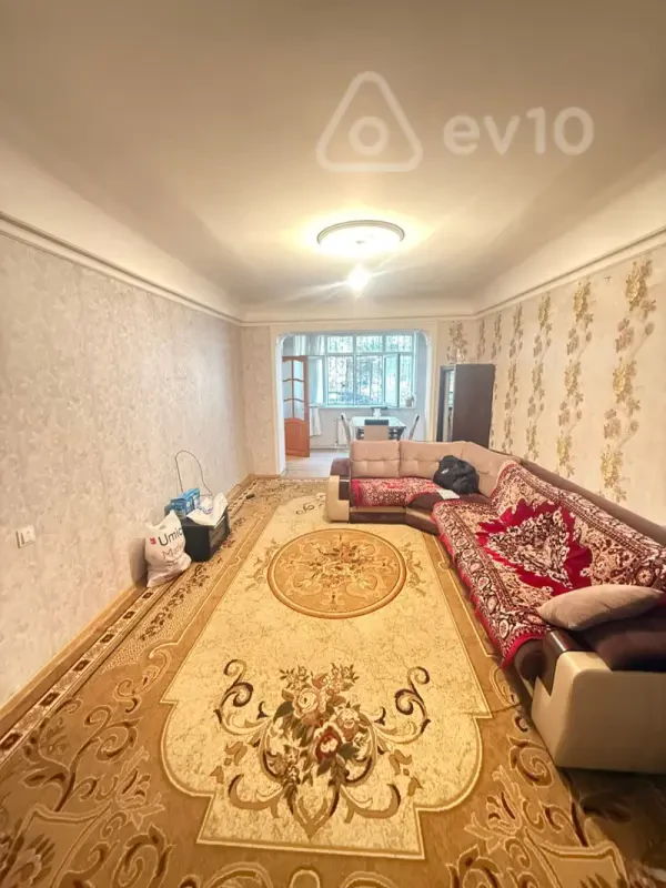 Kirayə verilir 3 otaqlı köhnə tikili 75 m²