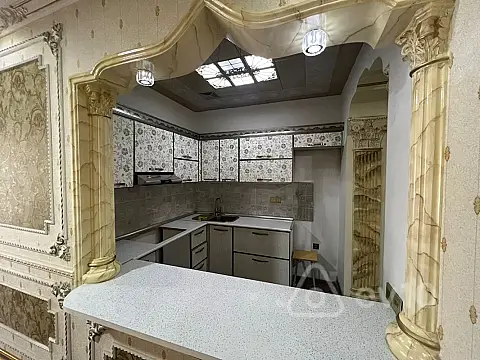 Kirayə verilir mənzil 130 m²