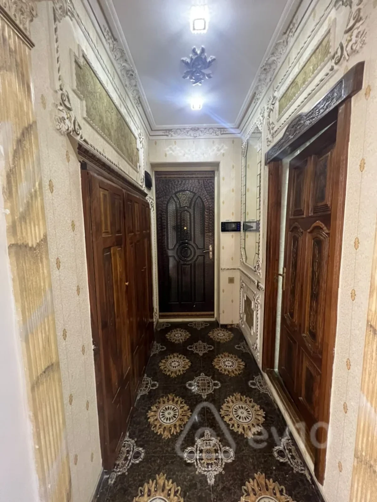 Kirayə verilir mənzil 130 m²