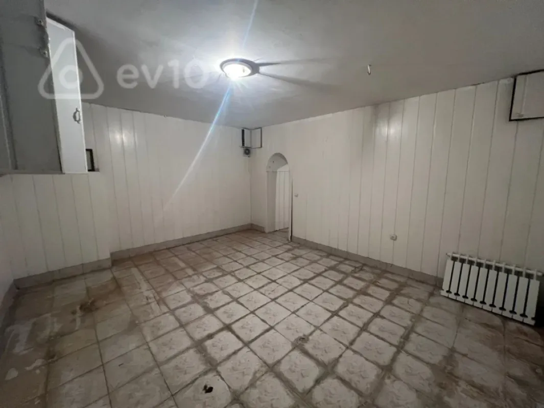 Kirayə verilir mənzil 130 m²