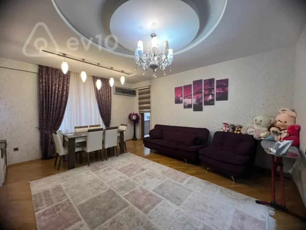 Kirayə verilir 3 otaqlı yeni tikili 105 m²