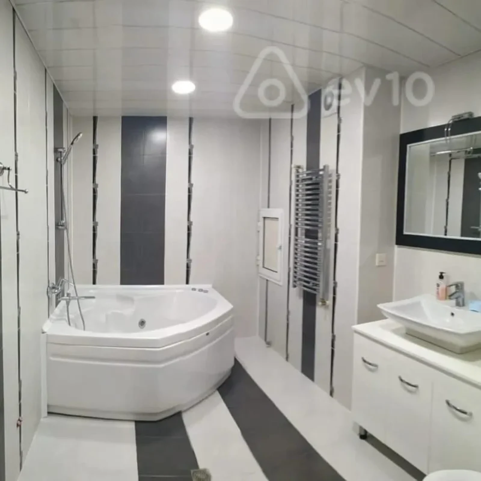 Kirayə verilir 4 otaqlı yeni tikili 170 m²