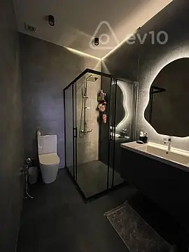 Satılır 3 otaqlı yeni tikili 139 m²