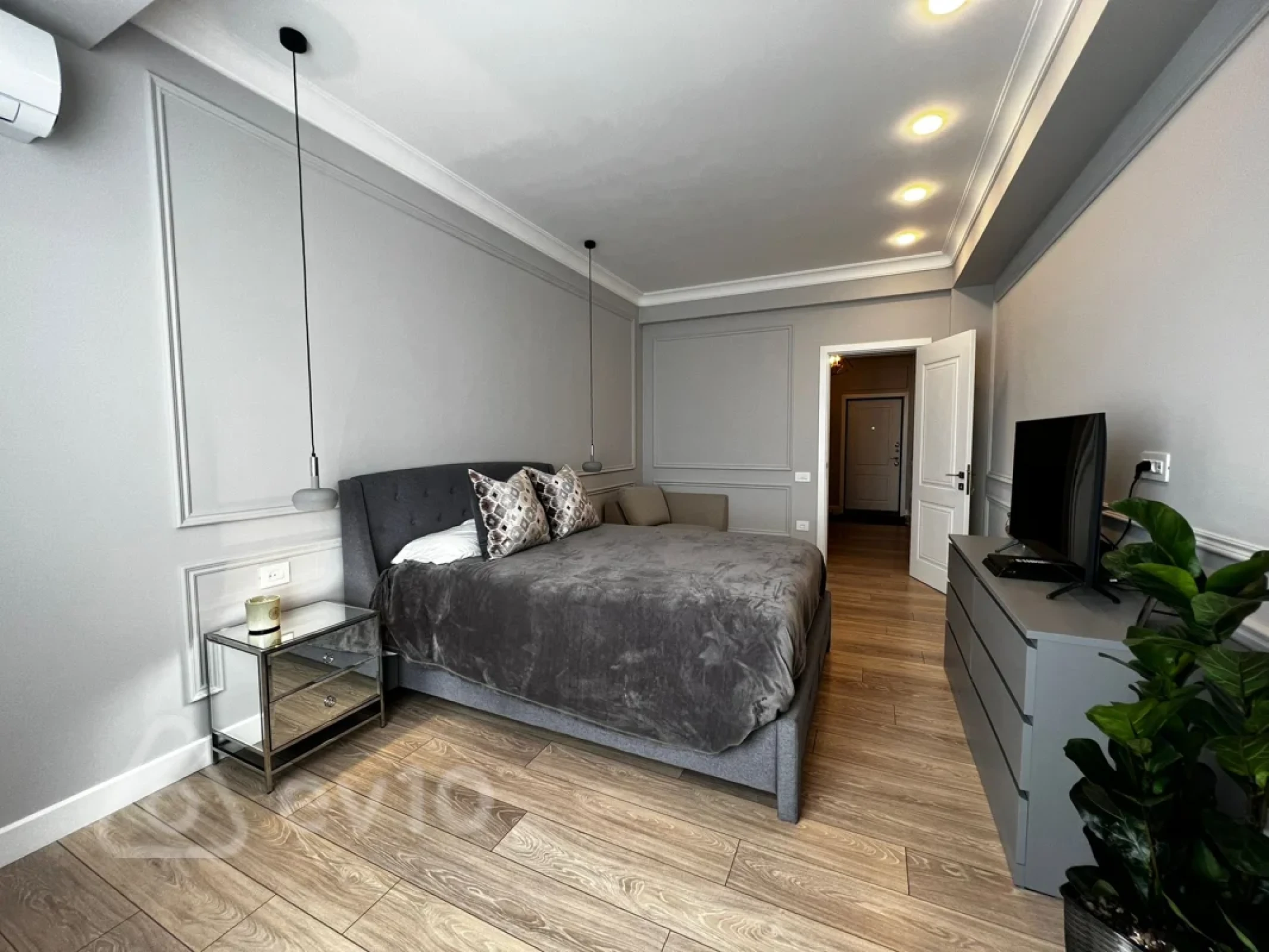 Satılır 3 otaqlı yeni tikili 139 m²