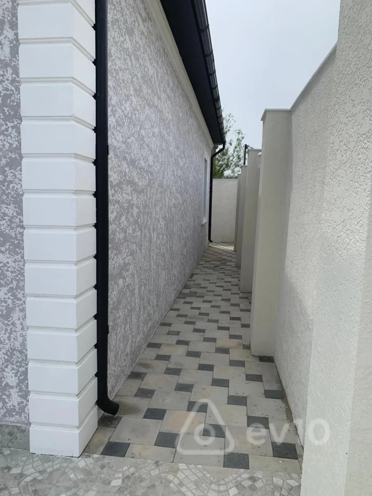 Satılır 3 otaqlı həyət evi 107 m²