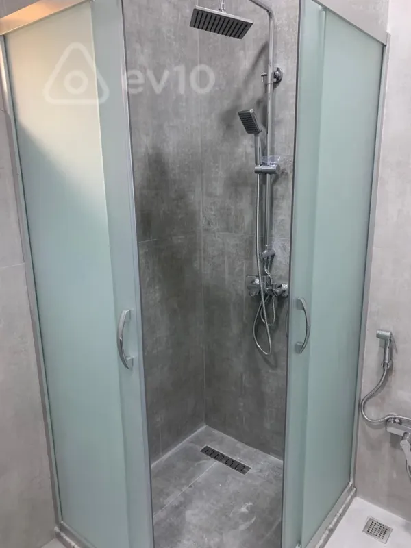 Satılır 3 otaqlı həyət evi 107 m²