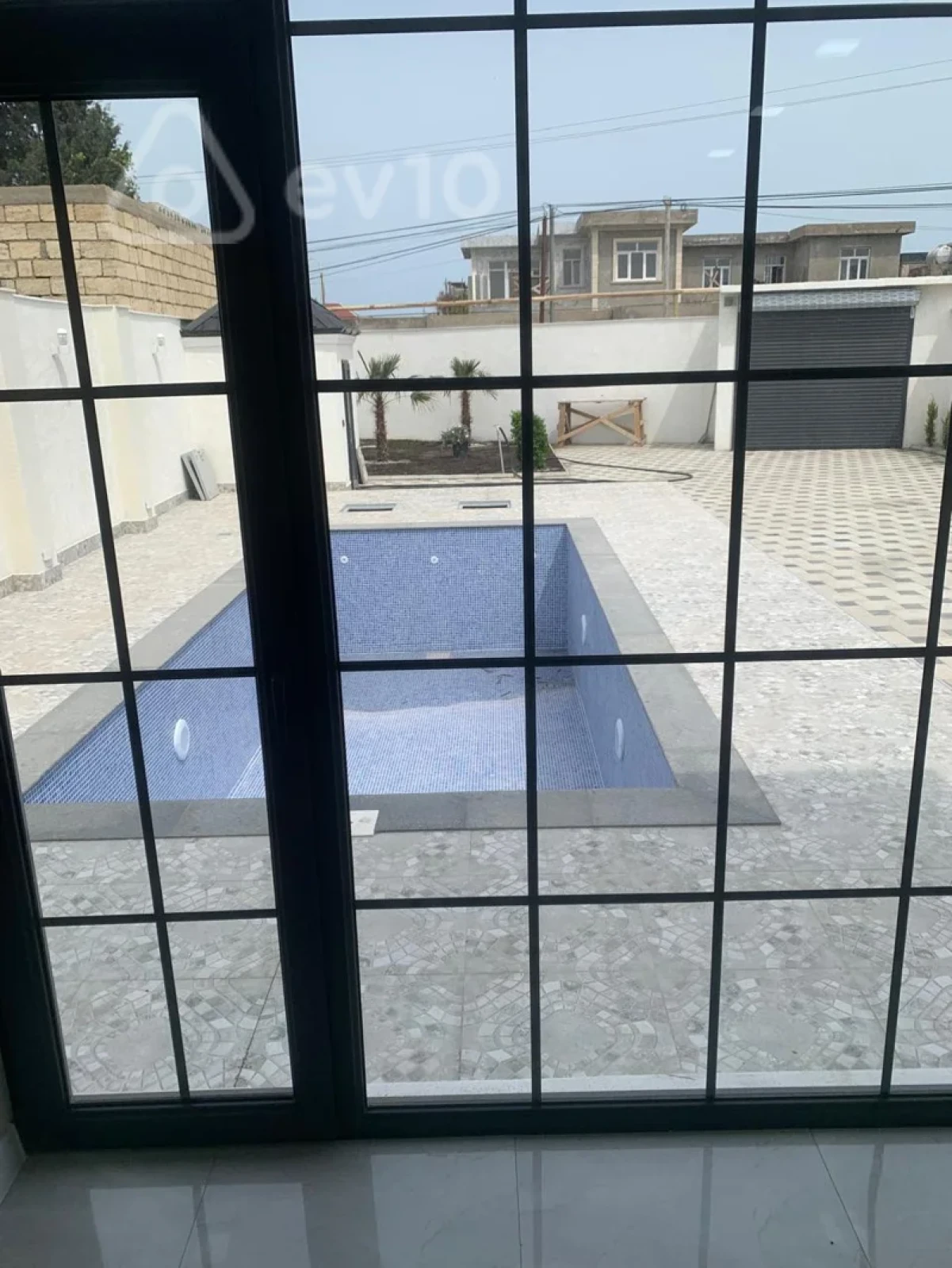 Satılır 3 otaqlı həyət evi 107 m²