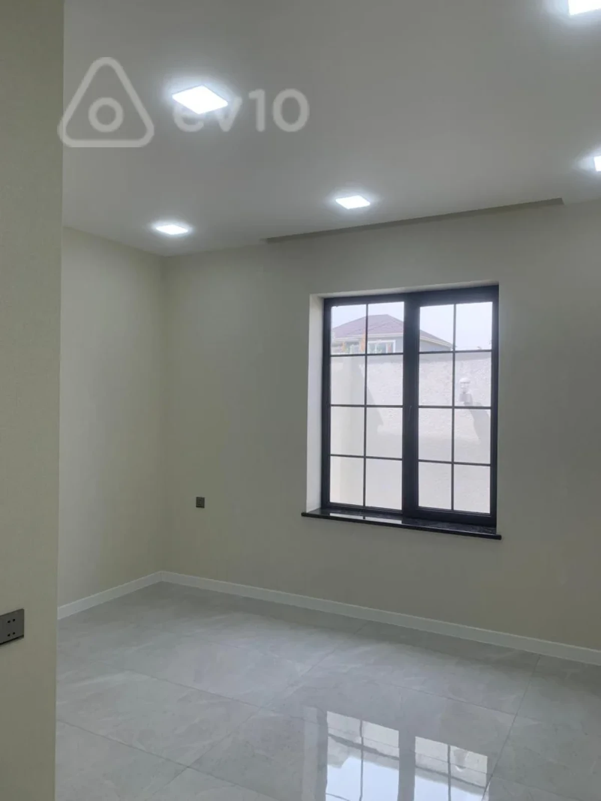 Satılır 3 otaqlı həyət evi 107 m²