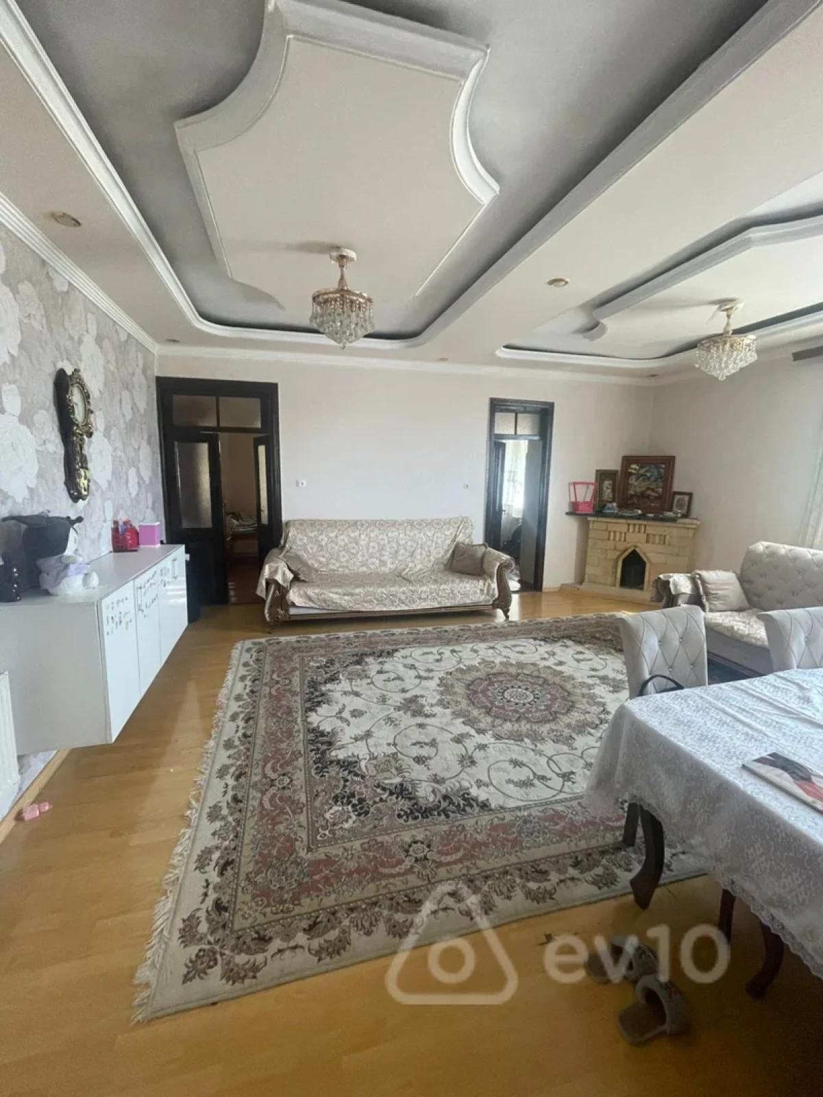 Satılır 3 otaqlı köhnə tikili 85 m²