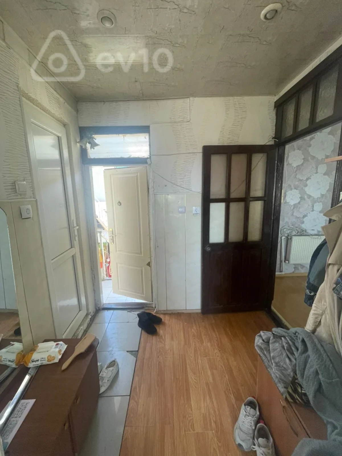 Satılır 3 otaqlı köhnə tikili 85 m²