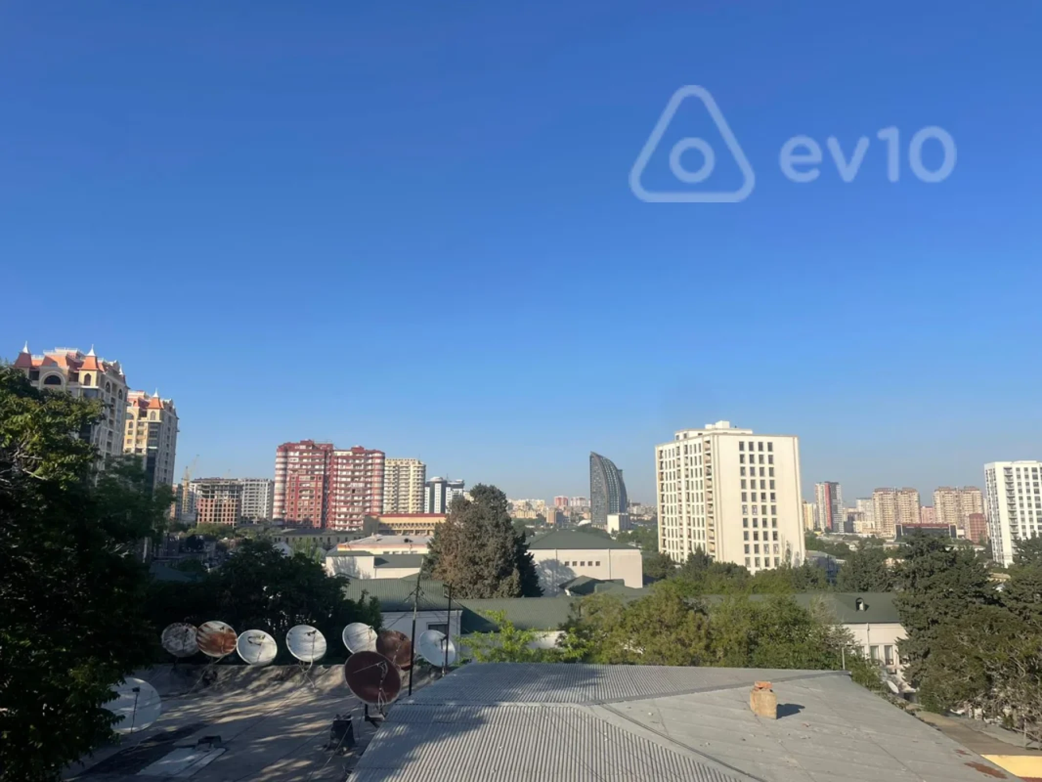 Satılır 3 otaqlı köhnə tikili 85 m²