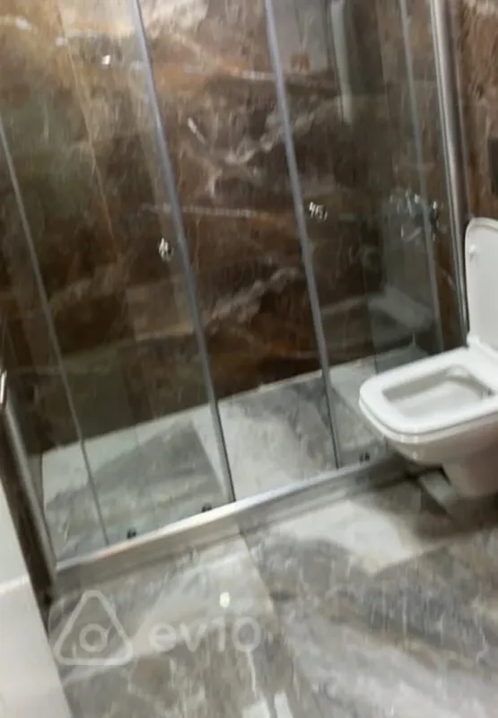 Kirayə verilir 4 otaqlı yeni tikili 65 m²