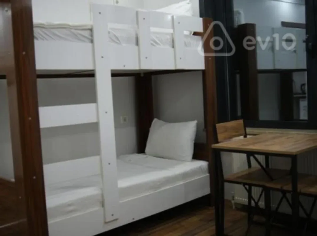 Kirayə verilir 4 otaqlı yeni tikili 65 m²