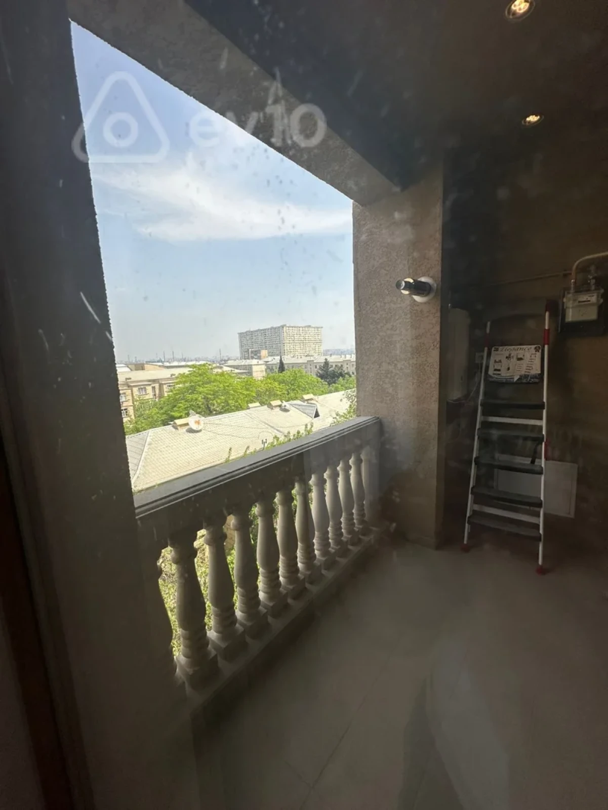 Satılır 2 otaqlı yeni tikili 80 m²