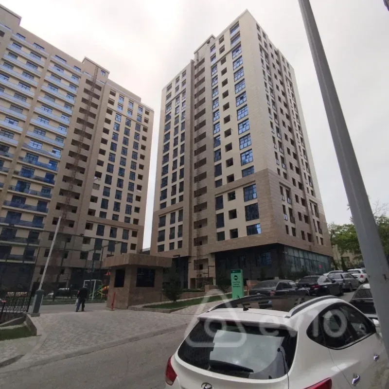 Kirayə verilir mənzil 600 m²