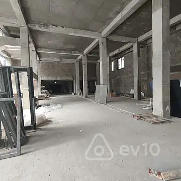 Kirayə verilir mənzil 600 m²