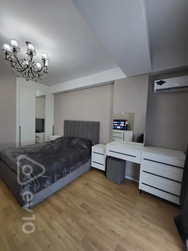 Kirayə verilir 2 otaqlı yeni tikili 55 m²