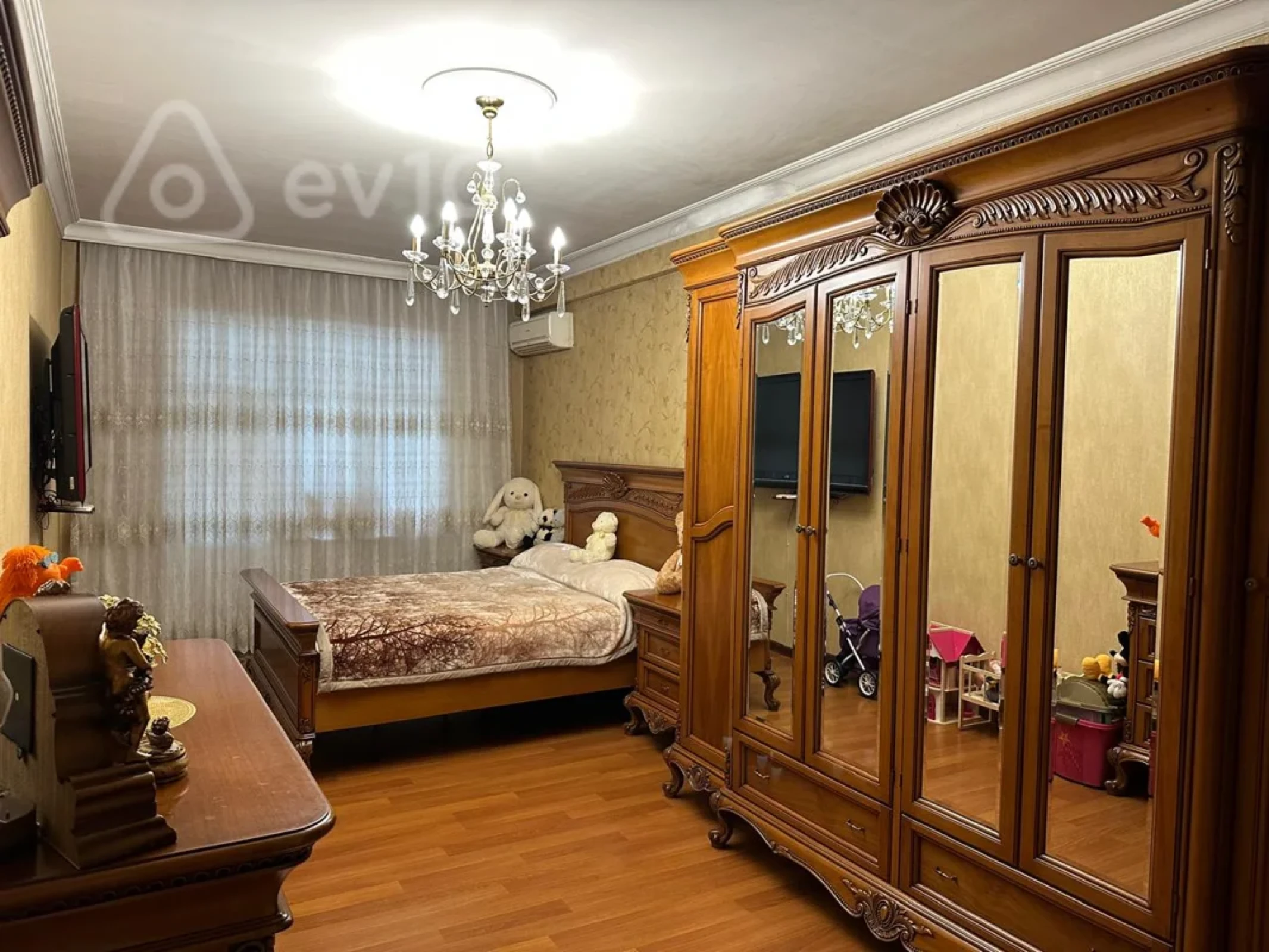 Satılır 3 otaqlı yeni tikili 150 m²