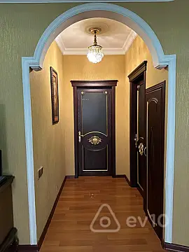 Satılır 3 otaqlı yeni tikili 150 m²