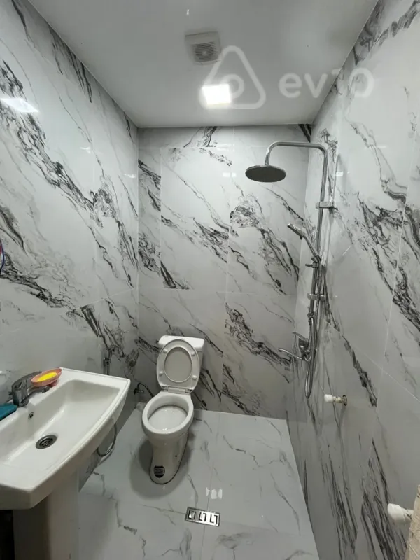 Kirayə verilir 2 otaqlı yeni tikili 54 m²