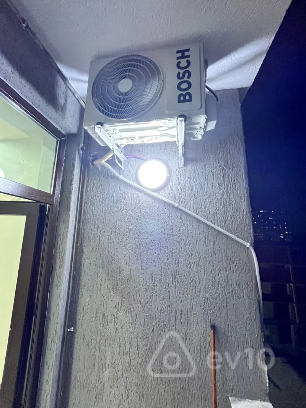 Kirayə verilir 2 otaqlı yeni tikili 54 m²