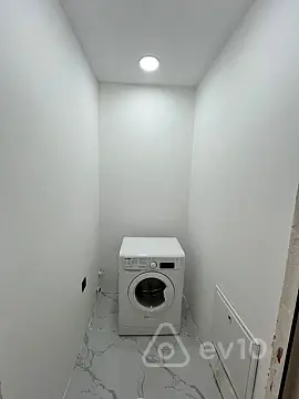 Kirayə verilir 2 otaqlı yeni tikili 54 m²