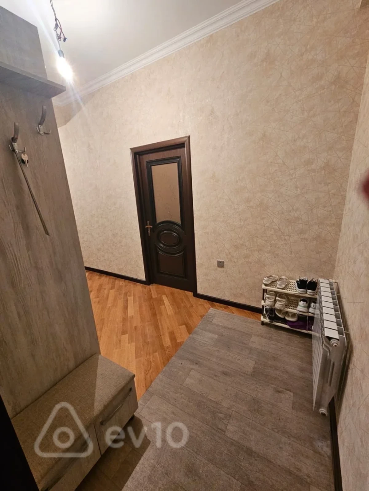 Kirayə verilir 2 otaqlı yeni tikili 65 m²